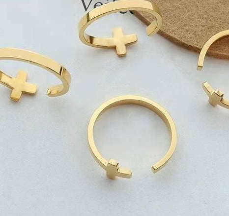 Waterproof Sweatproof Cross Ring : Gold plated